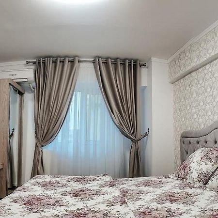 Luxury Radox Apartment Buzau City Center Екстериор снимка