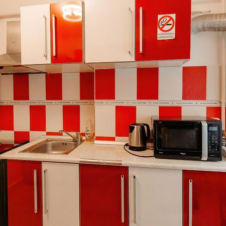 Luxury Radox Apartment Buzau City Center Екстериор снимка