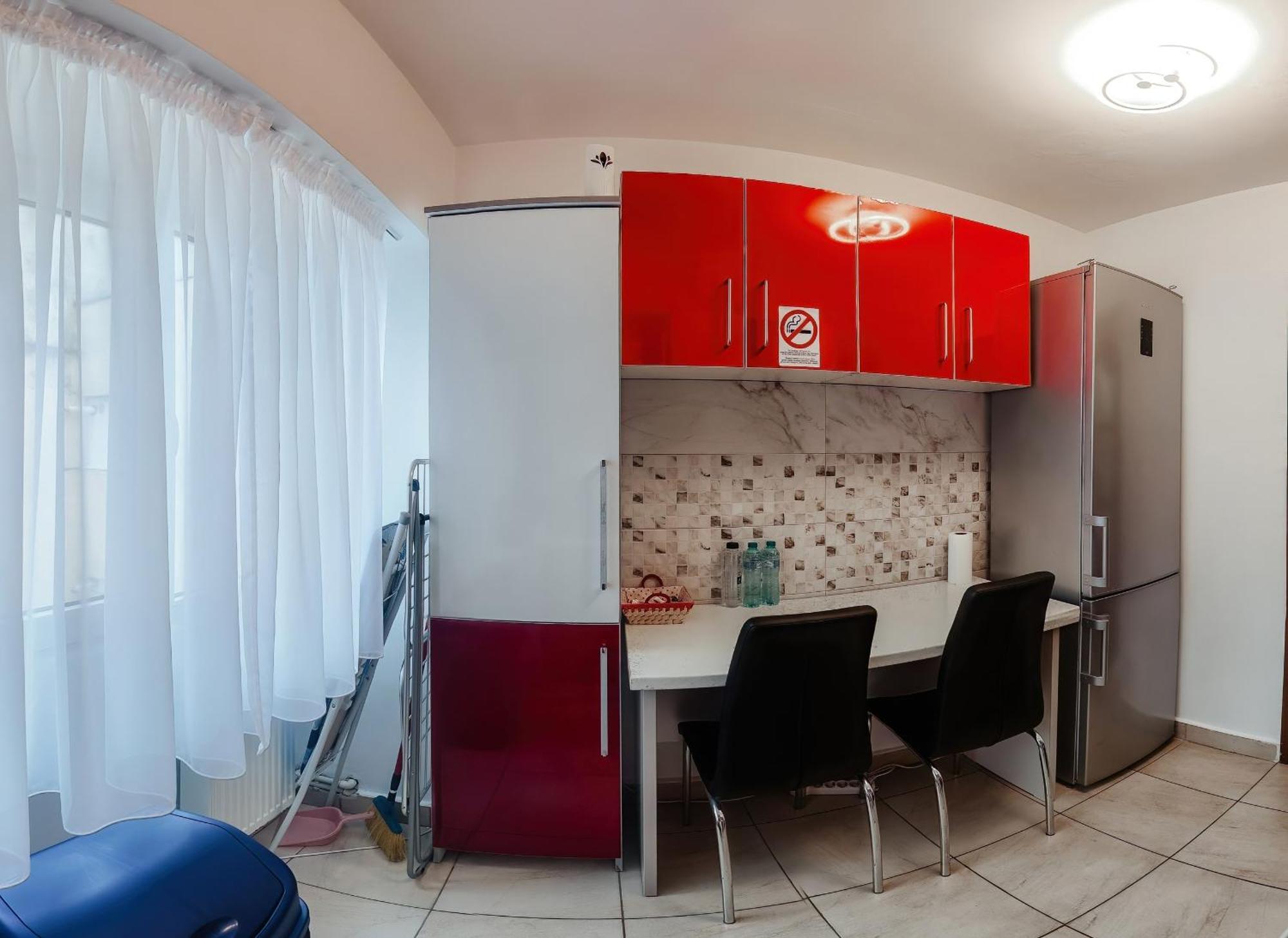 Luxury Radox Apartment Buzau City Center Екстериор снимка