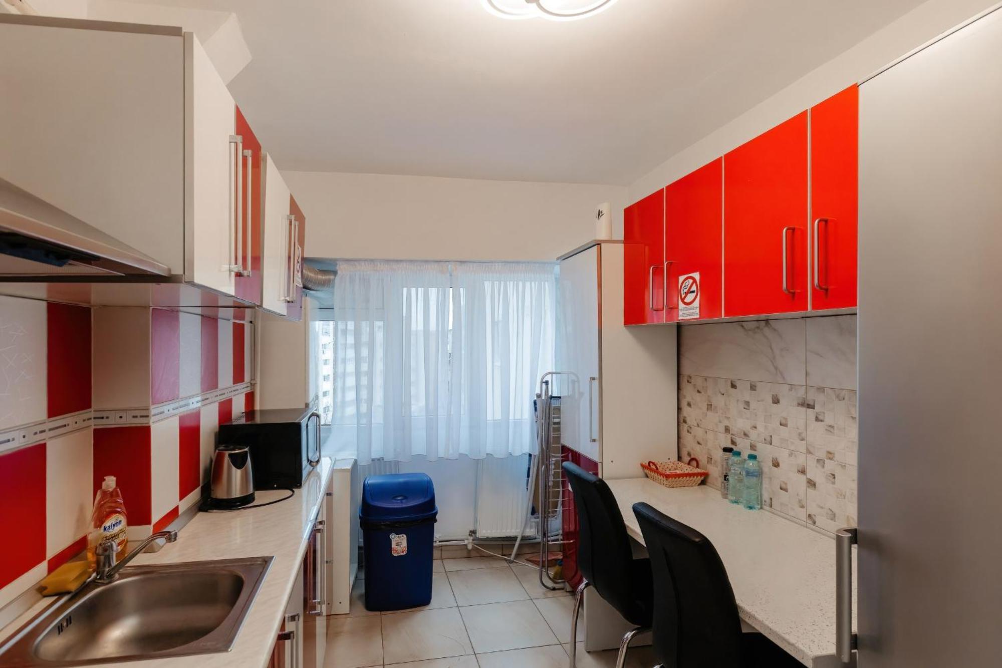 Luxury Radox Apartment Buzau City Center Екстериор снимка